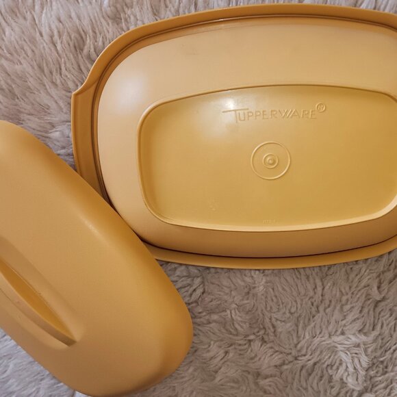 Vintage Harvest Gold for You To Steam Your Stuff - Antique Collectible Container - Picture 2 of 3